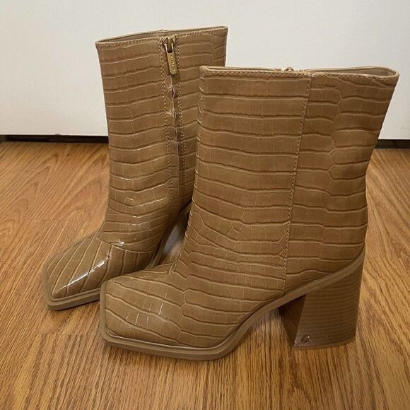 NWOB Sam Edelman Layla Croc caramel brown Embossed Square Toe Booties size 8.5 - Picture 3 of 10